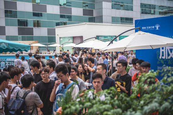 体育CBA：上海102-100逆转辽宁豪取五连胜